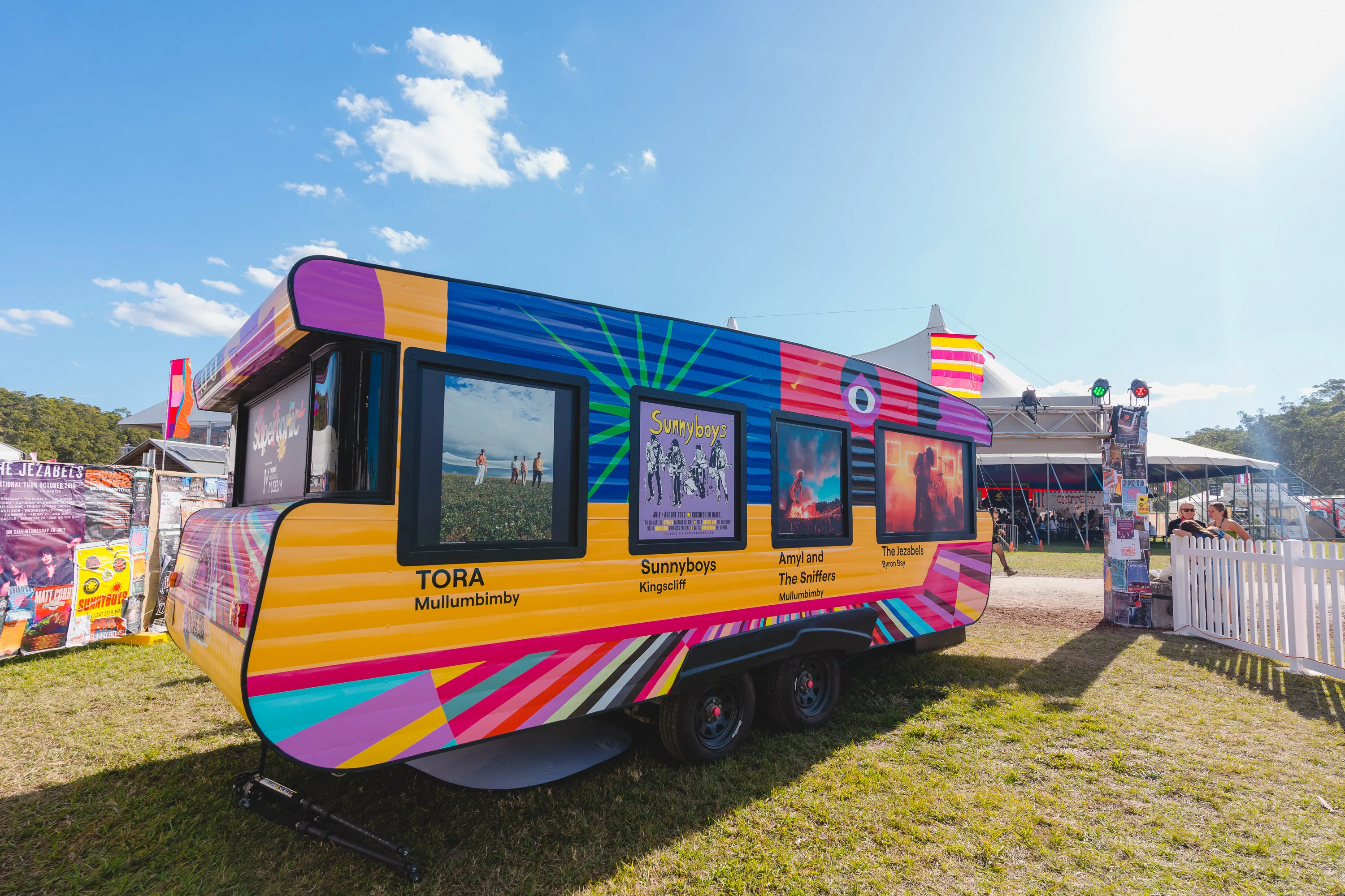 Supertonic - Museum on Wheels exterior